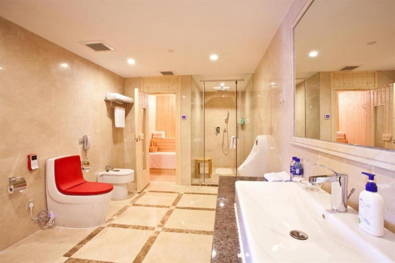 Beijing Guizhou Hotel Bagian luar foto
