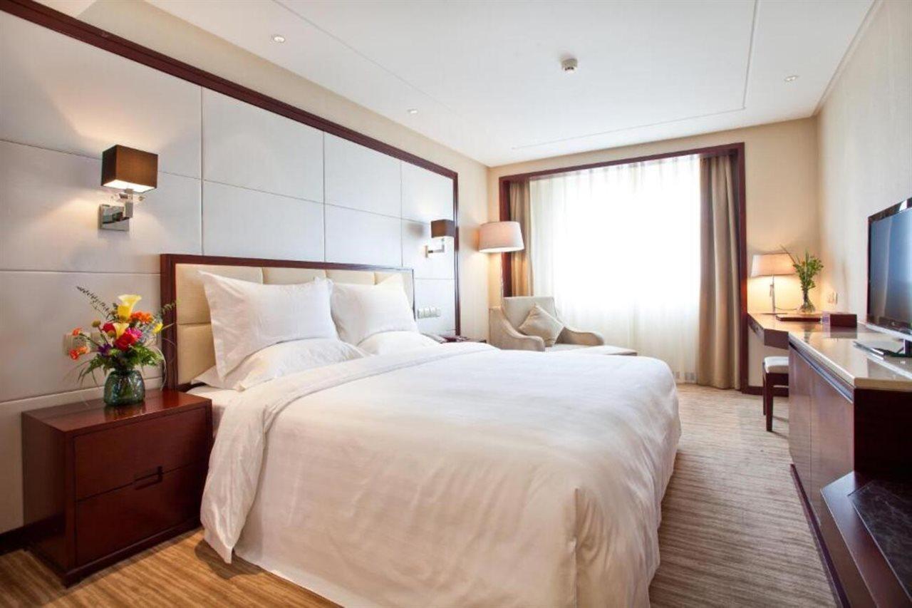 Beijing Guizhou Hotel Bagian luar foto